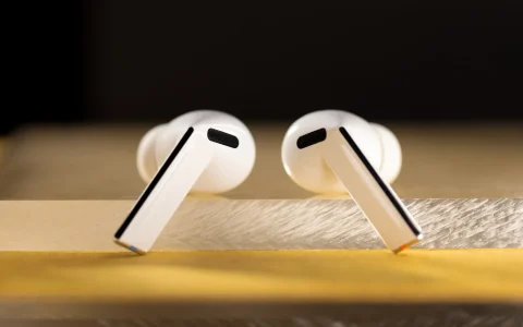 Galaxy Buds 3 Pro无法充电？这可能是原因（以及解决方法）