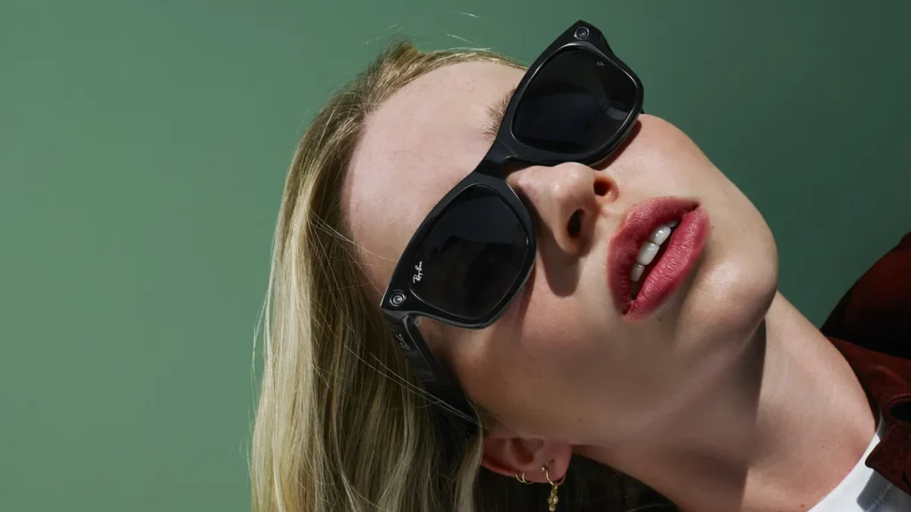 Meta AI 登场，旨在对标 ChatGPT，并为你的 Ray-Ban Meta 智能眼镜带来全新的 AI 升级