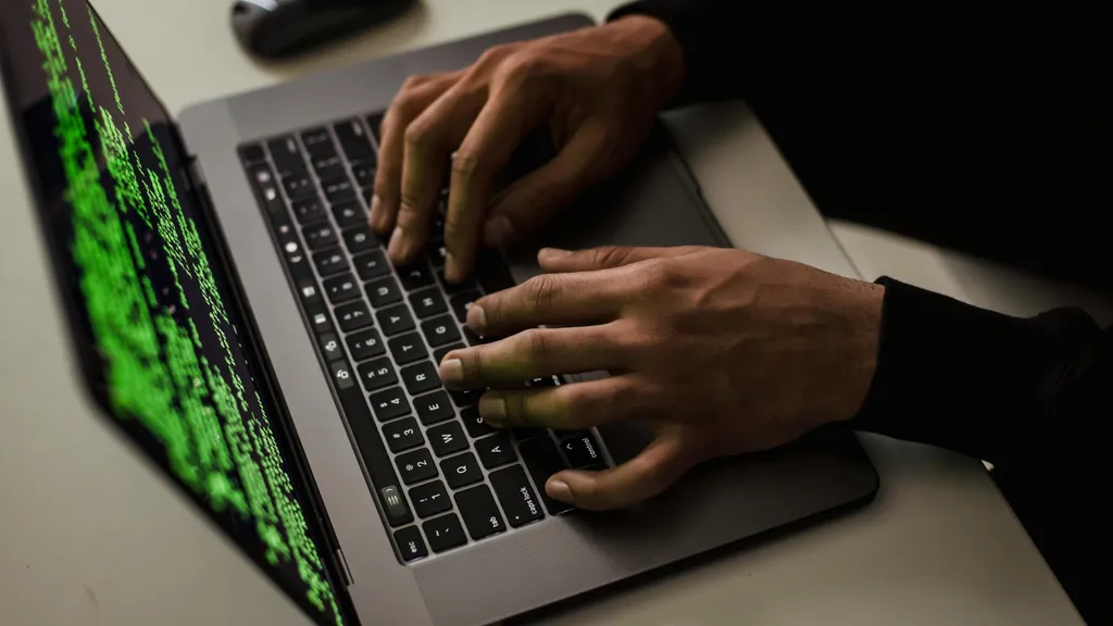 苹果 Mac 用户应立即安装此更新，因为 macOS Sequoia 在告别之际带来了关键的漏洞修复