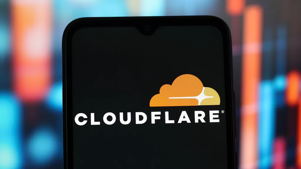 Cloudflare 现在将阻止你网站上的 AI 爬虫——甚至强制它们向你付费