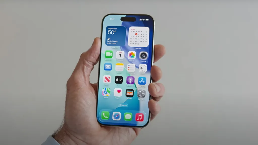 苹果在 iOS 26 中的液态玻璃重新设计正在逐渐改进——这就是为什么这是件好事