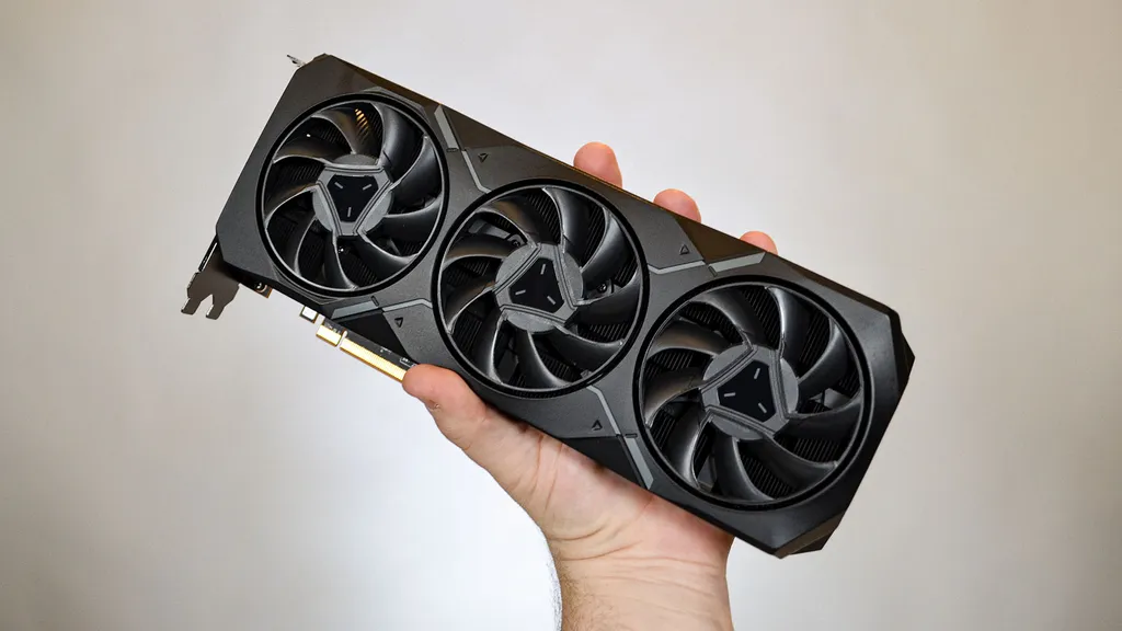AMD 并未放弃高端显卡市场 —— 一则新爆料暗示，AMD 正在筹备一款全新 Radeon 显卡，意图挑战 Nvidia 下一代旗舰级显卡
