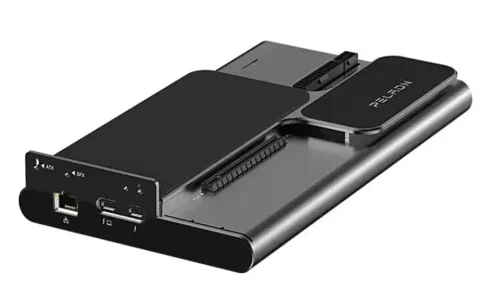 这款便宜的 eGPU 扩展坞采用了 Thunderbolt 5 接口，但你需要外接电源才能让它正常运行