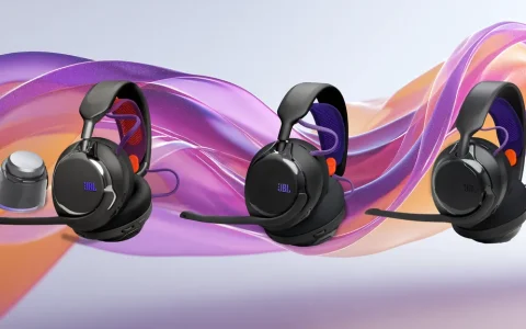 JBL 推出全新 Quantum 950、650 和 250 游戏耳机，搭载专业级音频技术