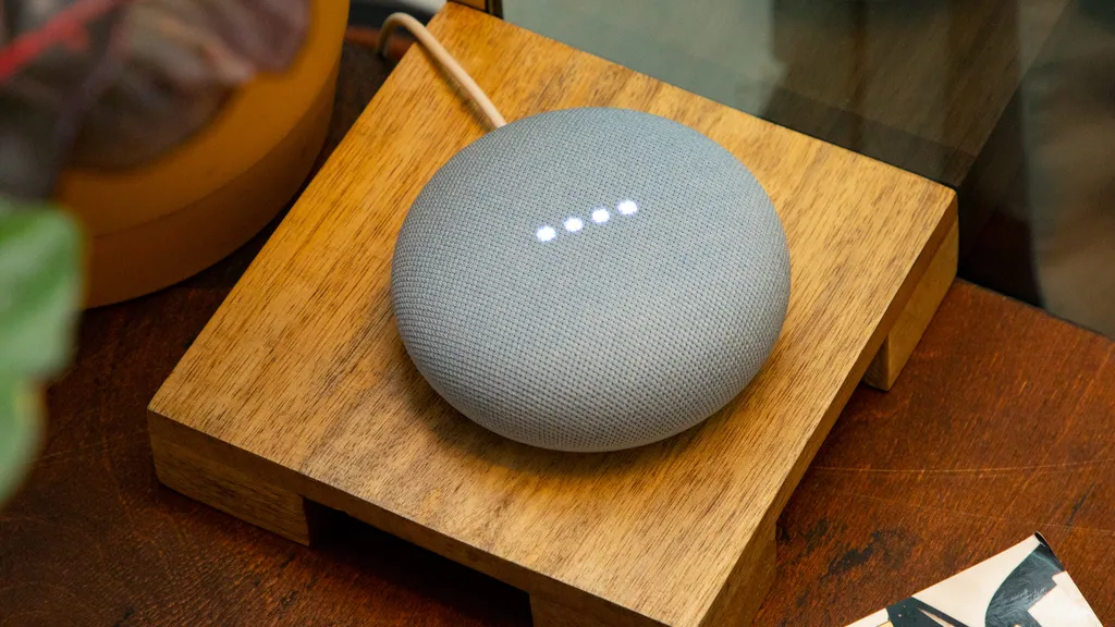 谷歌预告神秘 Nest 智能音箱——外观像 HomePod Mini 与 Echo Dot 的结合体