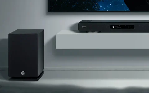 雅马哈全新 Dolby Atmos 音响条形音箱要让三星的3D音效黯然失色——这套扬声器配置简直狂野