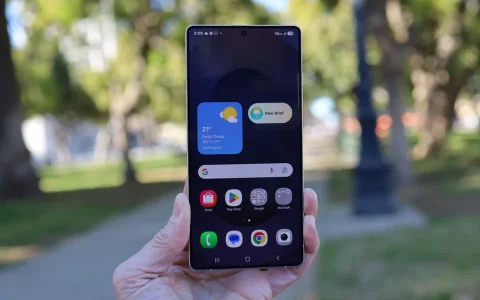 三星 Galaxy S26 Ultra 可能在屏幕中内置一项提升隐私的 AI 技术——以下是其工作原理