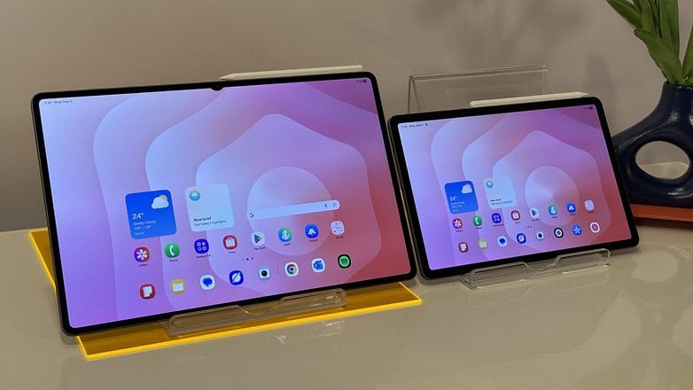 超大显示面积：Tab S11 Ultra 的屏幕对角线尺寸为 14.6 英寸